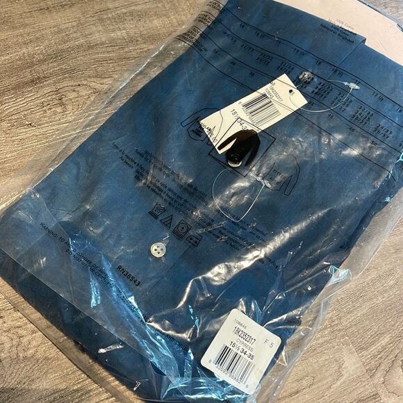 Calvin Klein Slim Fit Performance Dress Shirt-CYPRESS-15.5-34/35 - Picture 3 of 4